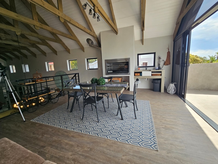 4 Bedroom Property for Sale in Stilbaai Wes Western Cape